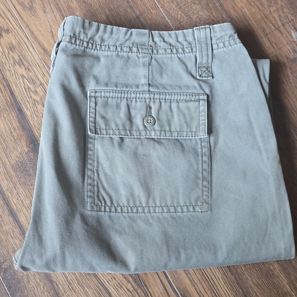 Eddie Bauer Capri Bottoms - Picture 2 of 6